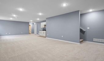 114 Cherry Ln, Riverside, IA 52327