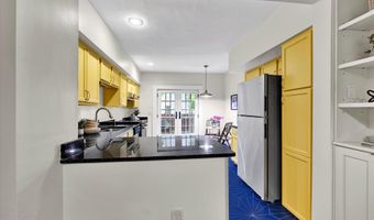 131 W BARRE St W, Baltimore, MD 21201