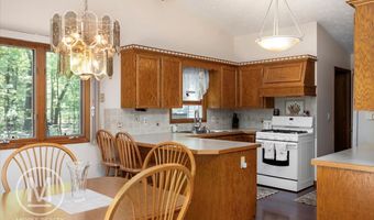 9057 Vergennes St SE, Ada, MI 49301