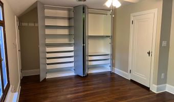 8514 WOODHAVEN Blvd, Bethesda, MD 20817