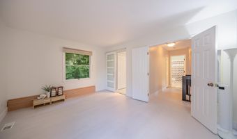 3085 N Foxridge Ct, Ann Arbor, MI 48105