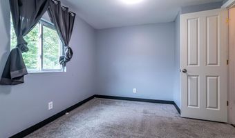 5 Lane Dr, Allenstown, NH 03275
