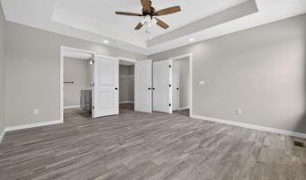422 Beavertail Rd, Ash Grove, MO 65604