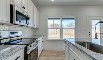 407 Ave M, Abernathy, TX 79311