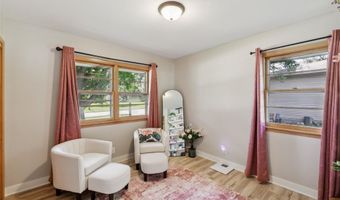 606 Davis St, Polk City, IA 50226