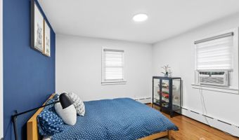 125 W Minna Ave, Avenel, NJ 07001