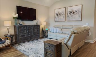 2527 FARMVILLE LAKES Dr, Auburn, AL 36830