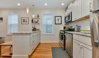 230 Saratoga St 3, Boston, MA 02128
