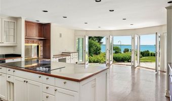 517 Tuckerman Ave, Middletown, RI 02842