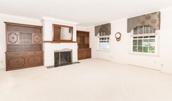 205 N Baum St, Avilla, IN 46710
