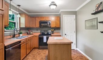 3846 Crystal Wood Dr, Arnold, MO 63010
