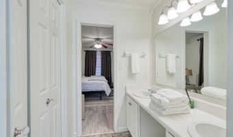 921 Hollyhock Ct, Boiling Springs, SC 29316