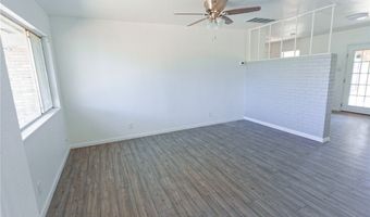 1108 N Woodlawn Dr, Alice, TX 78332