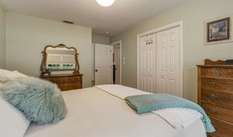 161 Cameron Dr, Bristol, CT 06010