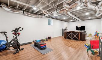 180 Pruitt Dr, Alpharetta, GA 30004