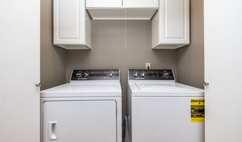 206 New Rd, Avon, CT 06001