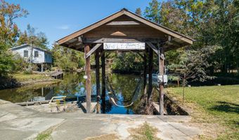12053 Motsie Cir, Biloxi, MS 39532