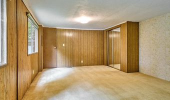 22069 ERICA Dr, Aurora, OR 97002