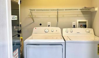 27 Oyster Bay, Absecon, NJ 08201