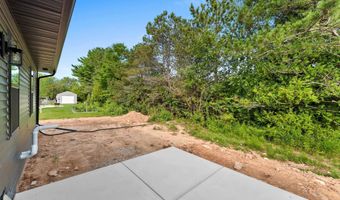 413 CARRIE LYNN Ave, Algoma, WI 54201
