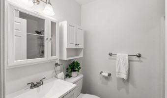 95 Anderer Ln 7, Boston, MA 02132