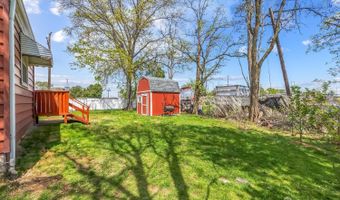 42 Mark Pl, Avenel, NJ 07001