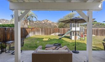 2412 Lake Forest St, Escondido, CA 92026