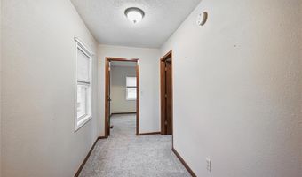 88 Main Ave, Atkins, IA 52206