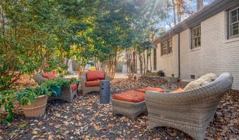 2038 Birchcrest Dr, Charlotte, NC 28205