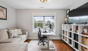 15 Wondy Way, Danbury, CT 06811