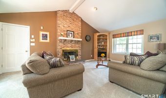 75 Hearthstone Dr, Cheshire, CT 06410