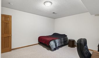 15062 Crane St NW, Andover, MN 55304