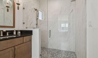 5293 EVERLONG Dr, Apollo Beach, FL 33572