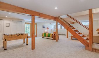 3 Red Barn Ln, Brookfield, CT 06804
