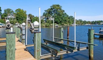 145 Spa Dr, Annapolis, MD 21403
