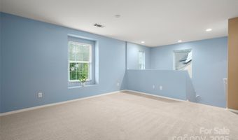 5407 Fenway Dr, Charlotte, NC 28273