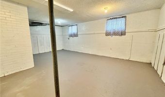 569 Broadway St, Austin, IN 47102