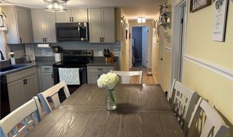 11 Glen St, North Providence, RI 02911