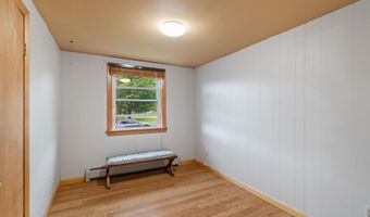 18 Phil St, Barre, VT 05649