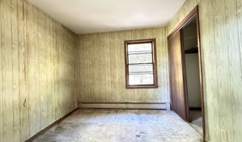 15 Bear Mountain Rd, Danbury, CT 06811
