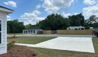 2005 Charleston Pl, Bainbridge, GA 39817