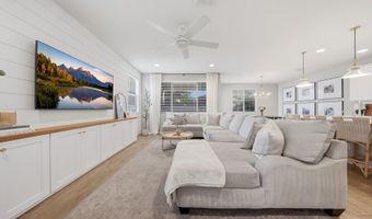 905 S CANAL Dr 13, Chandler, AZ 85225