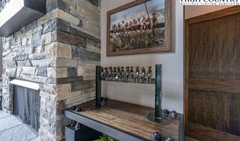 706 Silver Springs Rd, Banner Elk, NC 28604