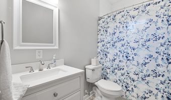 8000 Pembelton Dr, Amelia Court House, VA 23002