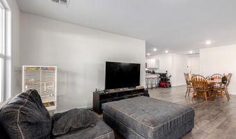 76 S NAPLES Ln, Casa Grande, AZ 85122