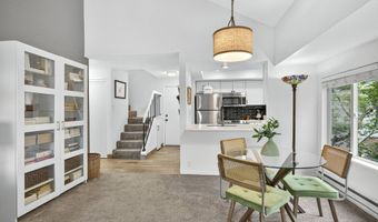 10295 SW Trapper Ter Bld#7, Beaverton, OR 97008