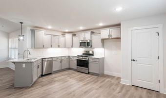 221 Citation St, Bentonville, AR 72713