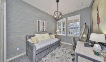 511 WINTERSIDE Dr, Apollo Beach, FL 33572