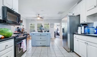 3103 Columbia Ln, Albany, GA 31721