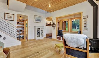 12121 Ginami St, Anchorage, AK 99516